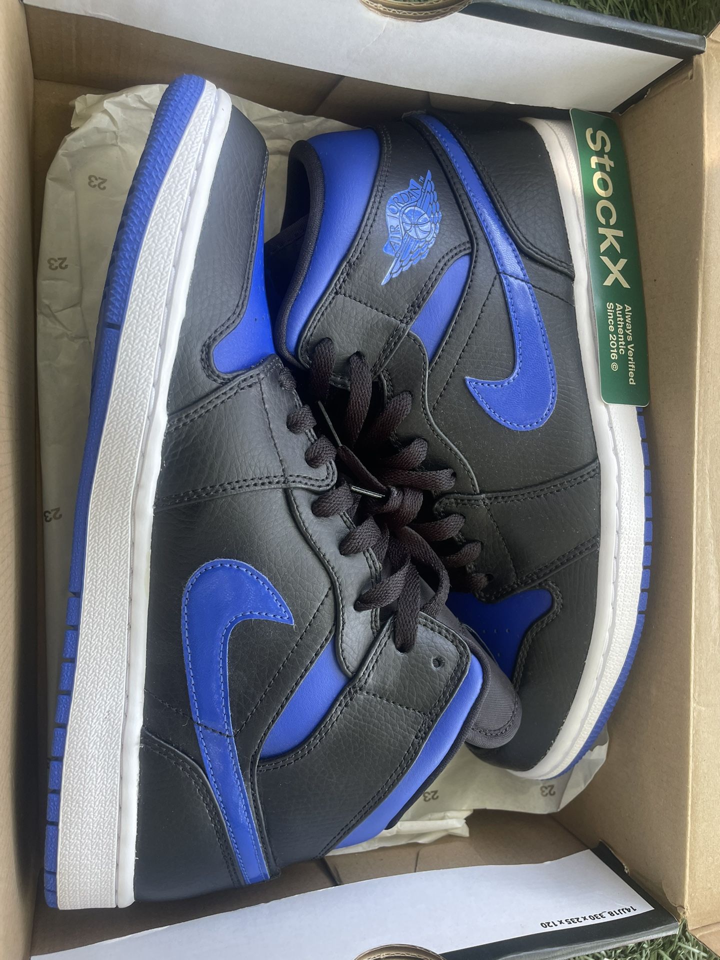 2021 Air Jordan Mid 'Hyper Royal'