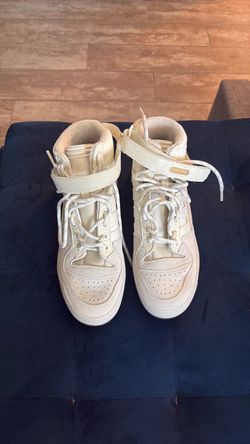 Beige Ivy Park Sneakers Size 7