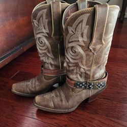 Durango Women's American Flag Buckle Western Boots
7.5
