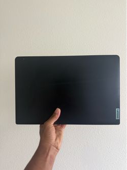 Lenovo IdeaPad 1i 15.6 inch Laptop