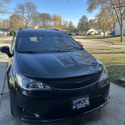 2018 Chrysler Pacifica