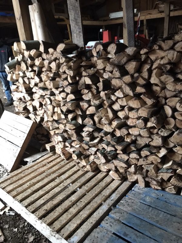Premium hardwood firewood