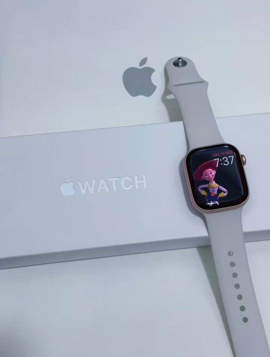 99% New Apple Watch Series 10 46mm