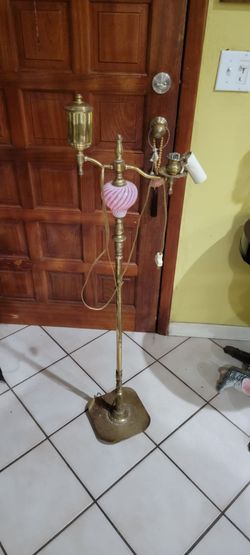 Victorian Parlor Floor Lamp 47" Inches Tall $40