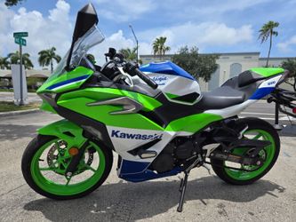 2024 Kawasaki Ninja 40th Anniversary