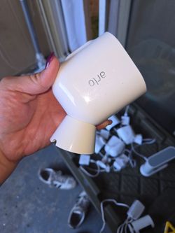 Arlo pro 3 camera bundle+hub