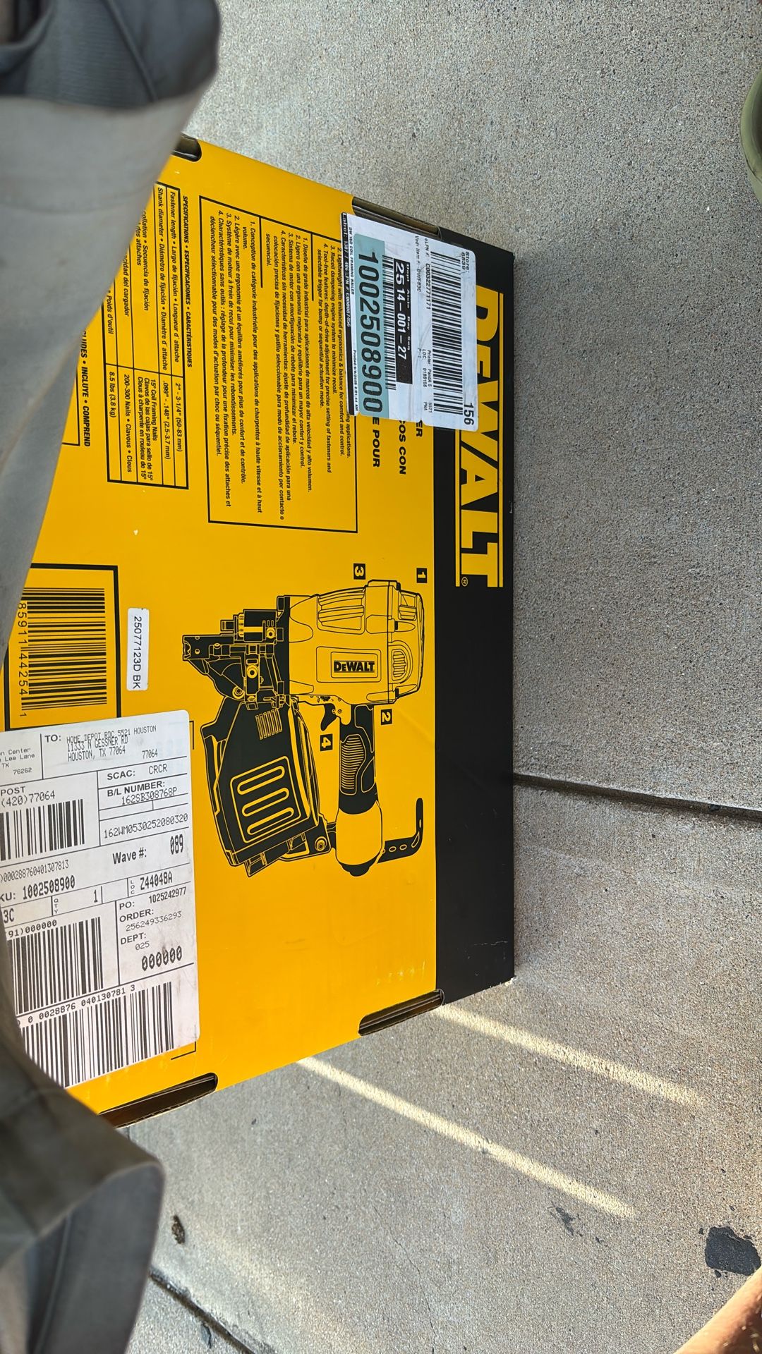 New In Box Dealt Framing Nailer 15 Degree