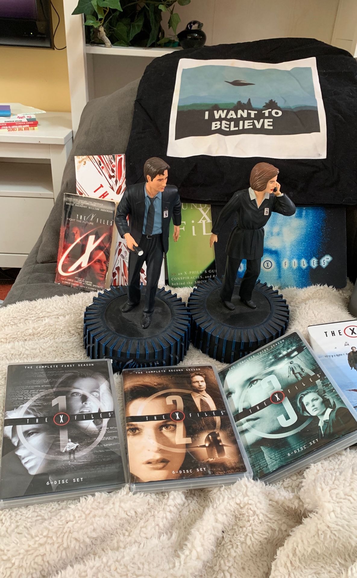 XFILES THINGS 90s toys action figures collectibles