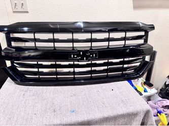 2016 to 2018 CHEVY SILVERADO GRILL