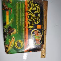 Zoo Med Eco Earth Compressed Coconut Fiber Expandable Substrate - 3 Pack