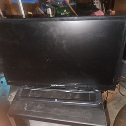 Element 18 Inch Flat Screen 