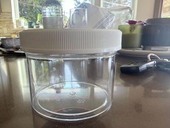 8 ounce new plastic jars