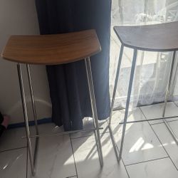 Stools / Bancos /Chairs