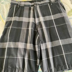Mens Black Plaid Shorts Size 34