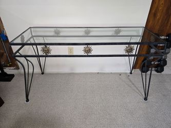 Entryway table with suns