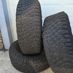 LT 315/70R17 Goodyear Wrangler Territory MT tires