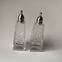 Vintage Crystal Cut Salt And Pepper Shakers Formal And In New Condition 5in Height
