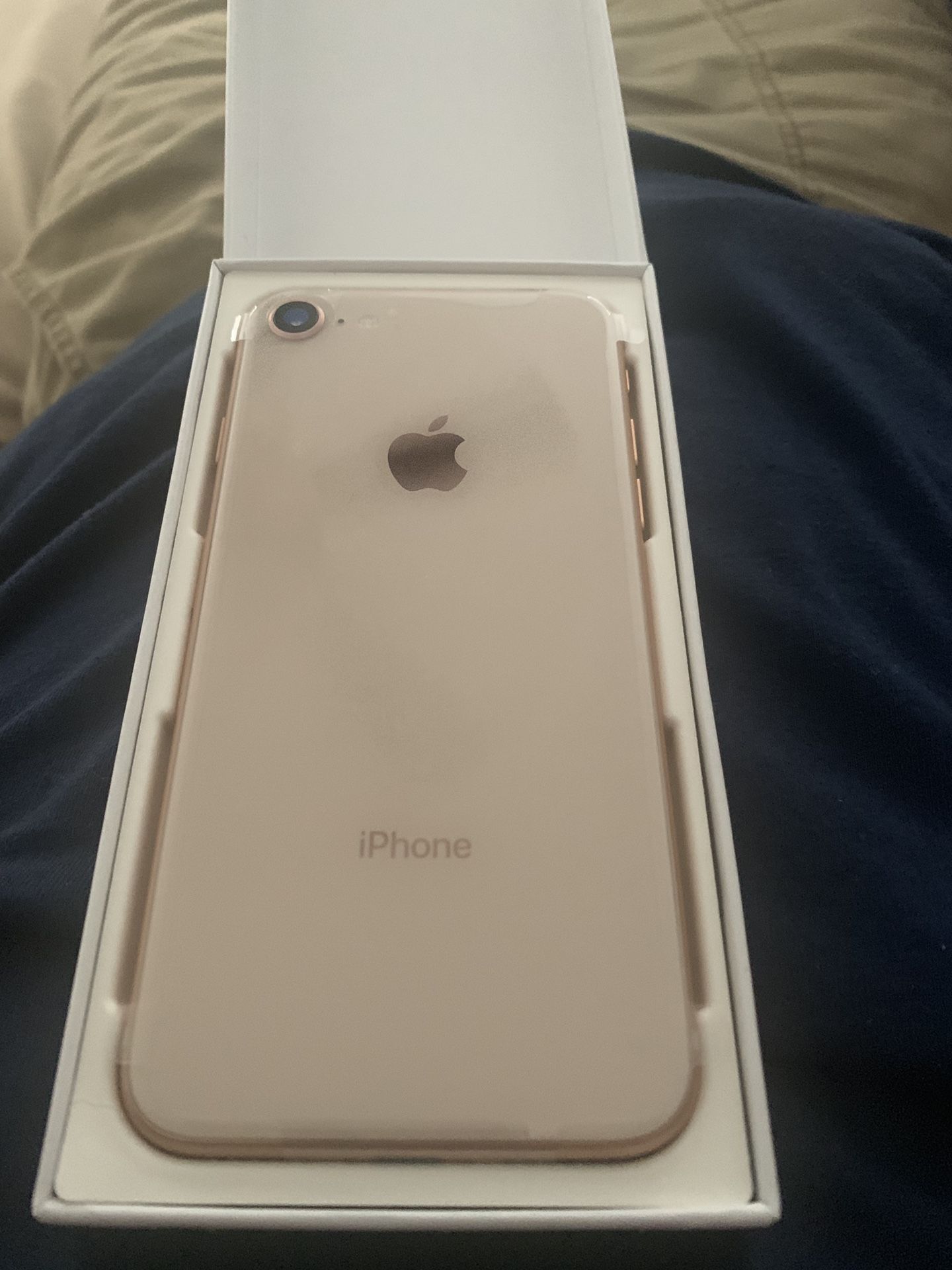iPhone 8 rose gold