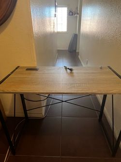 Desk / escritorio