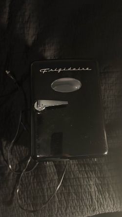 Frigidaire Mini Fridge Black Retro