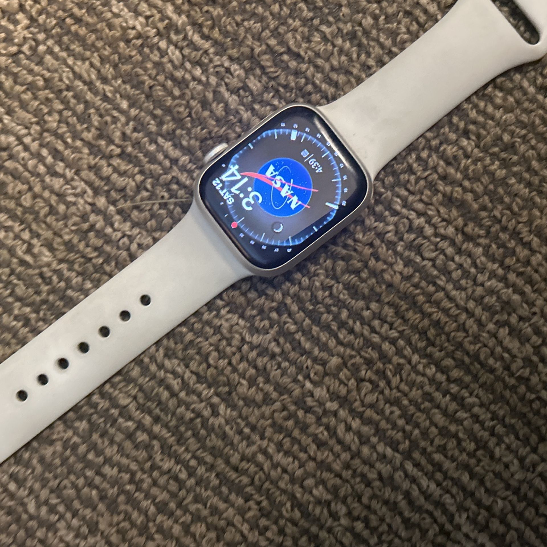 Series 8 Apple/iPhone Smart Watch Unlocked