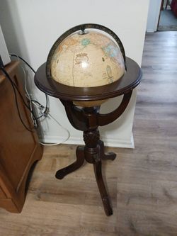 Crams IMPERIAL WORLD GLOBE