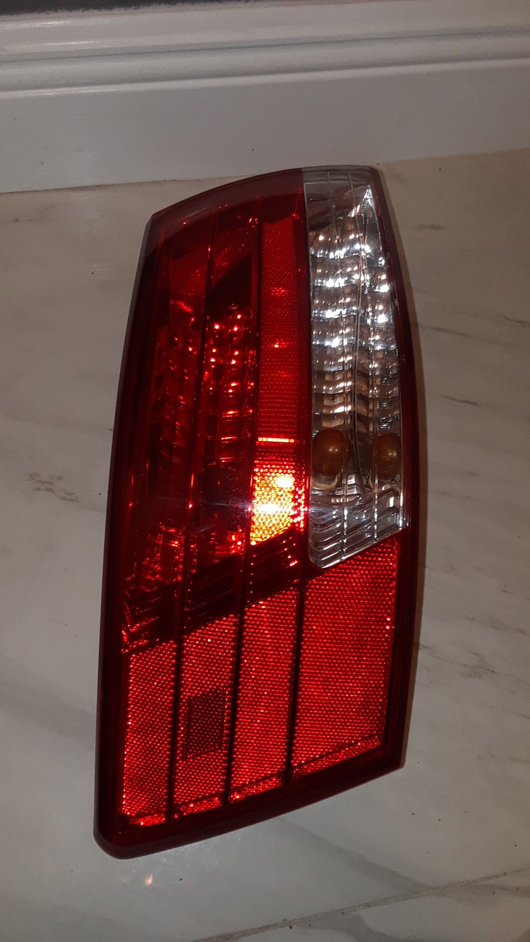 06 - 08 Hyundai Sonata Genuine OEM Left Tail Light Lamp Part # 924010A0