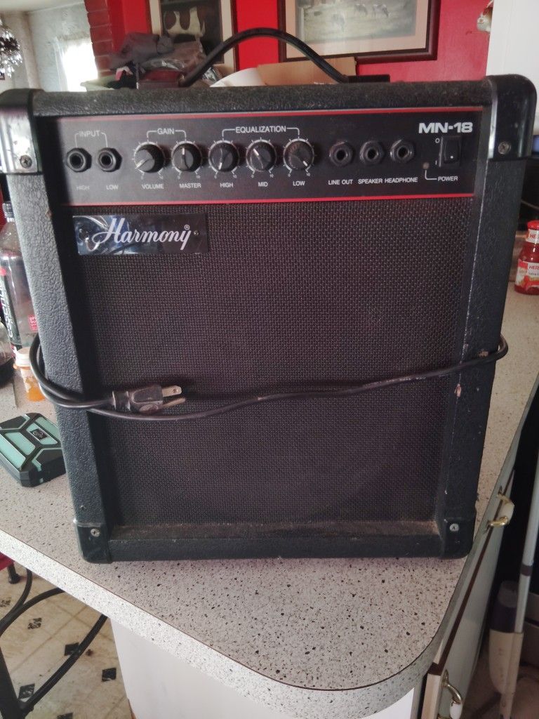 Harmony Mn-18 Guitar Amplifier