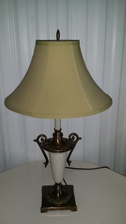 Adorable like new 30" Brass Lamp