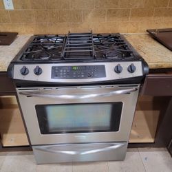 Frigidaire Oven/Stove