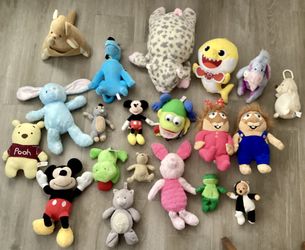 Stuffed Animals Plush Toys Plushie Winnie the Pooh Mickey Mouse Disney Scooby Doo Baby Shark 
