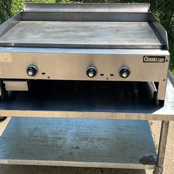  Propane Flat Top 36 “ /w 48 “table $1.500 Obo 