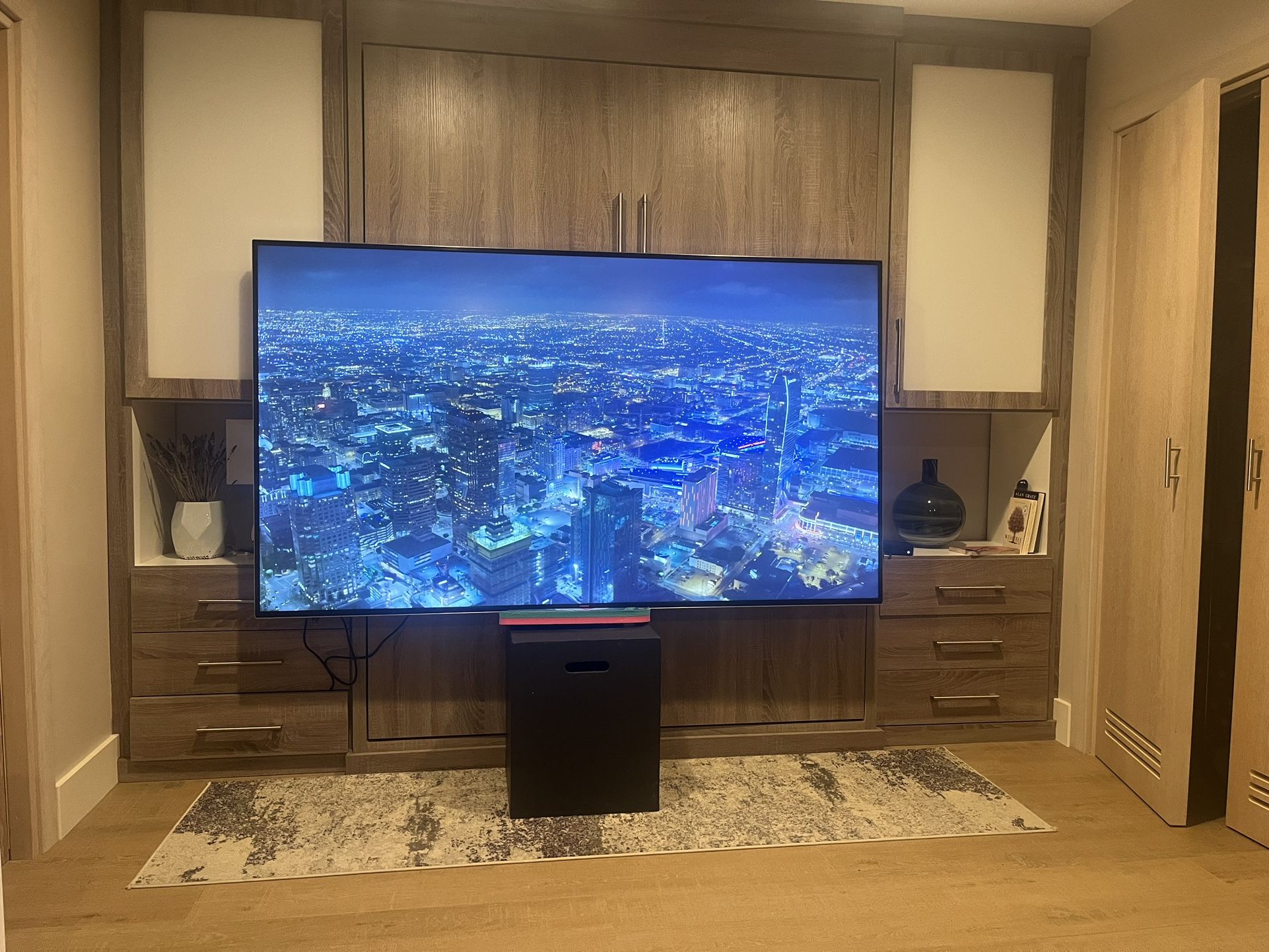 85” Samsung Tv