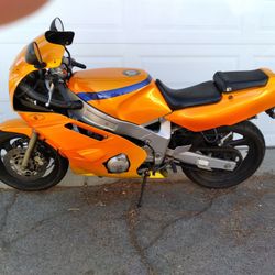 Yamaha Fzr 600 R R Motorcycles 1994 Like A Brand New Motorcycle