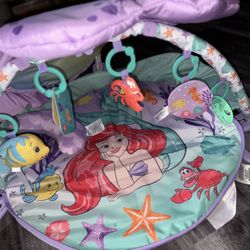 Tummy Time Play Set Disney
