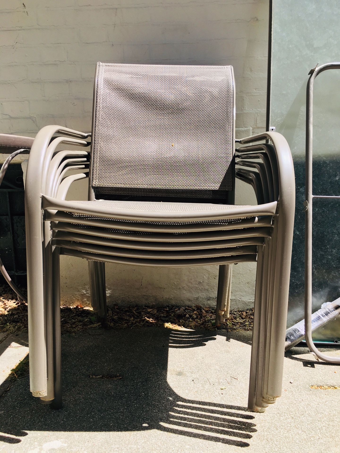 FREE!! Patio set. 5 chairs & 2 tables w/ all hardware