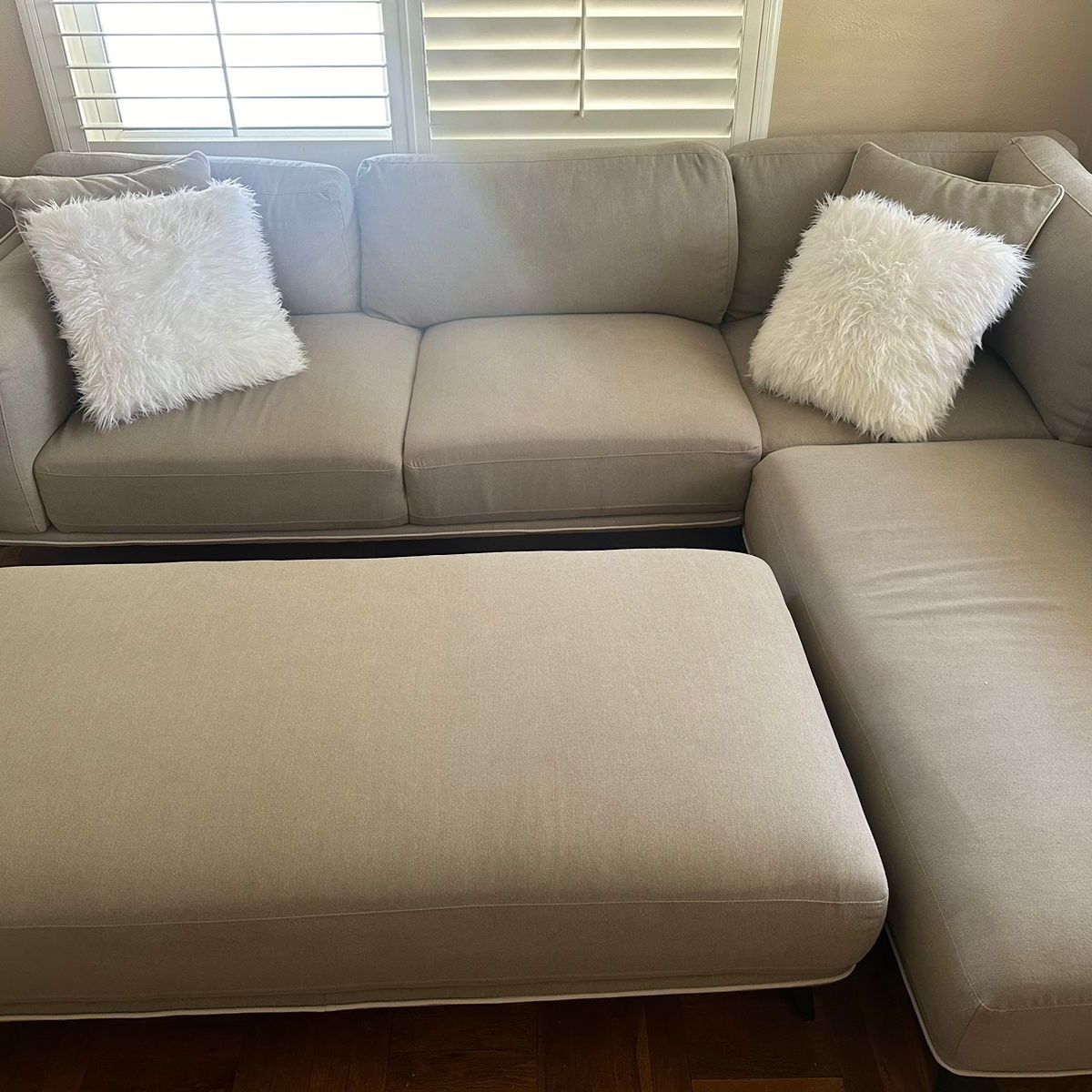 Mila silver Sofa sectional with ottoman (used)