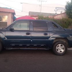 Chevy Avalanche 2004