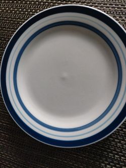 Mainstays Brand 7 Inch  4 Plates 