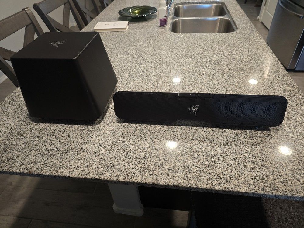 Razer Soundbar And Subwoofer 