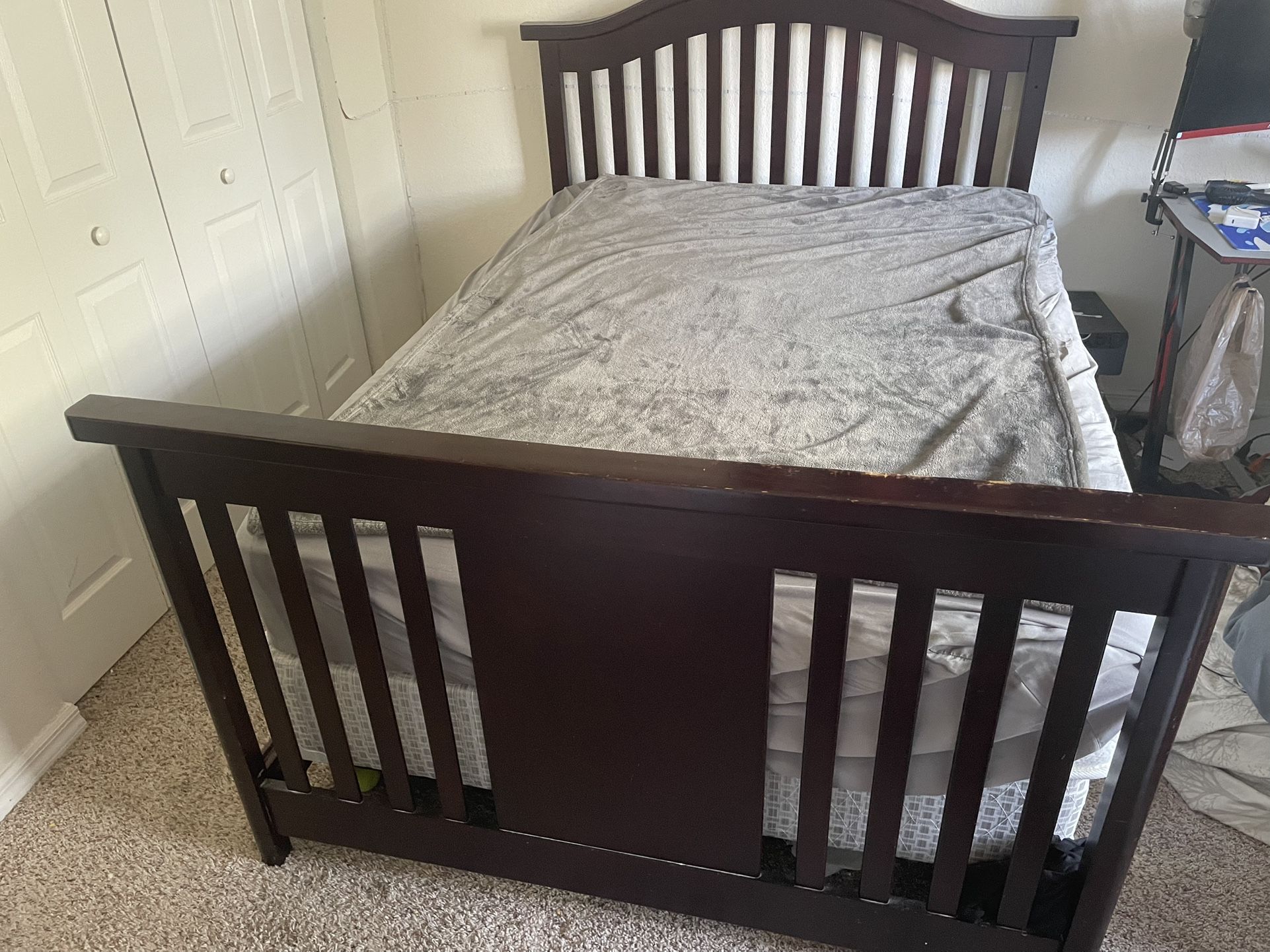 Full Size 3 in 1 Covertible Crib To Bed