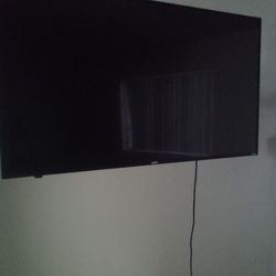 55 Inch Onn TV With Remote 