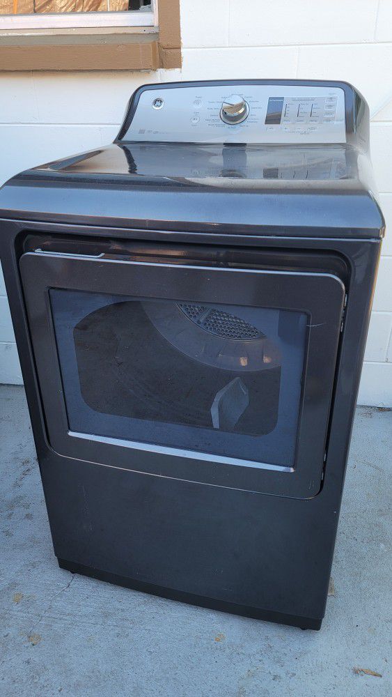 GE Profile 7.4-cu ft Steam Cycle Smart Electric   (Diamond Gray) ENERGY STAR