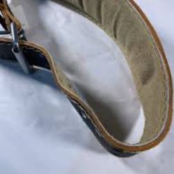 Harbinger 4" Padded Leather Contoured Gym Power Weight Belt