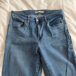 725 Levi's Size 29