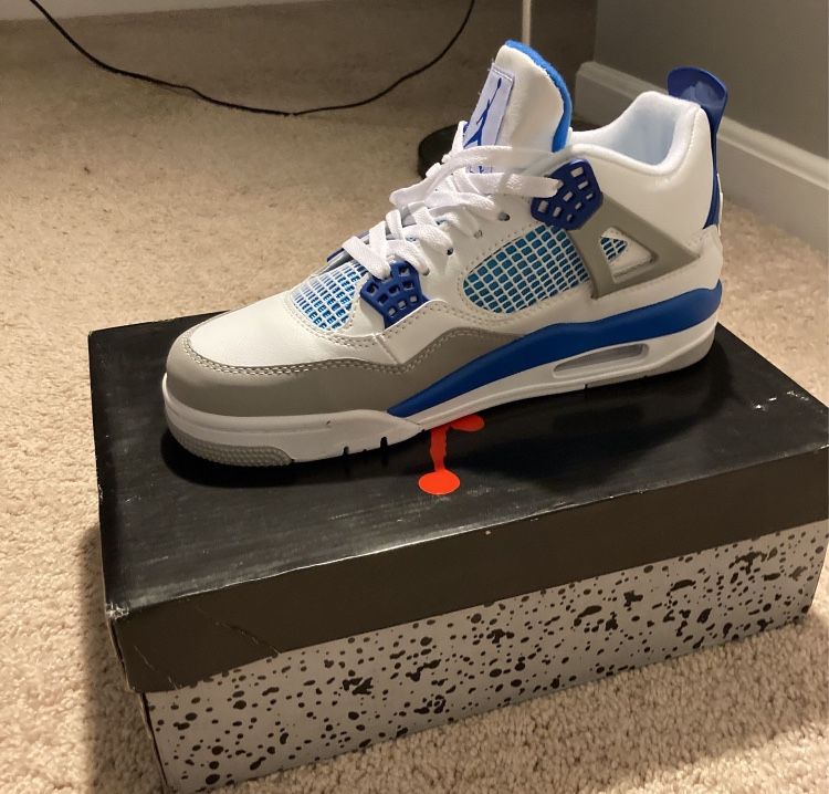 Jordan 4’s