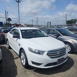 2016 Ford Taurus
