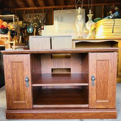 TV stand $40