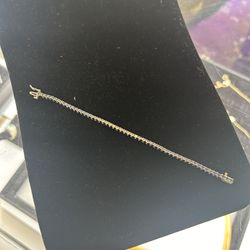 14kt White Gold 2 CT Sapphire Tennis Bracelet 