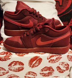 Air Jordan's low top Burgandy/Red